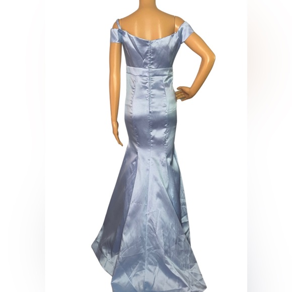 Ice Blue Off Shoulder Mermaid Homecoming Prom Dress - Picture 4 of 9